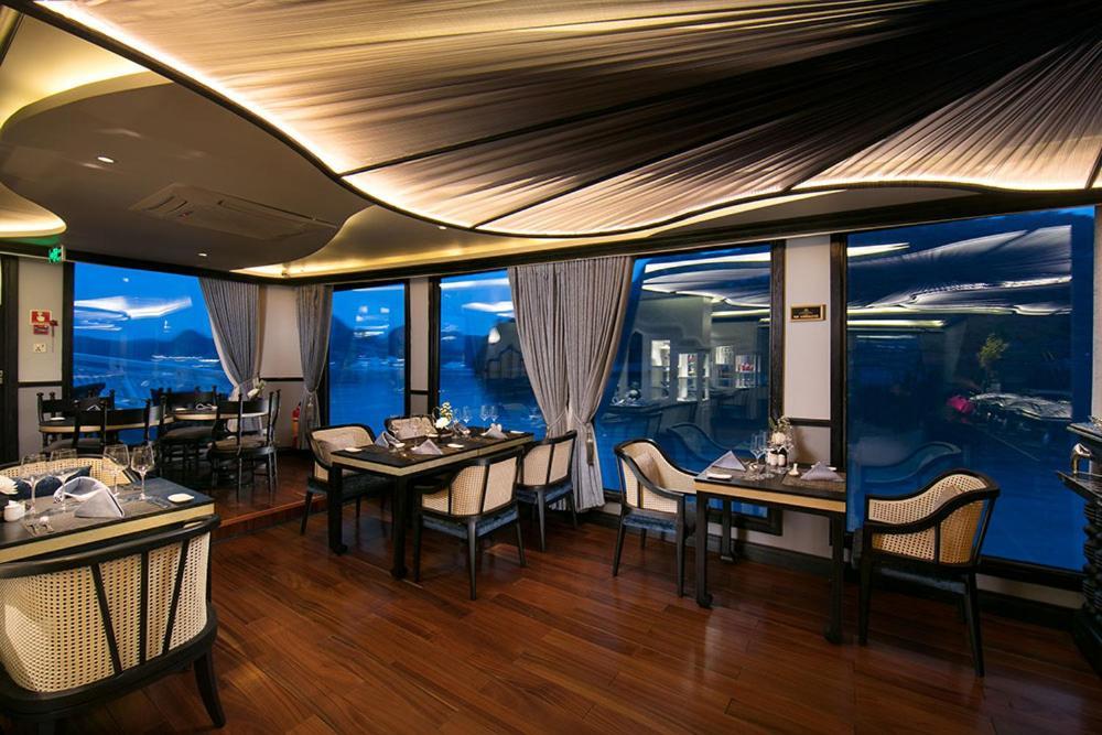Madeline Cruises Hotel Ha Long Exterior photo